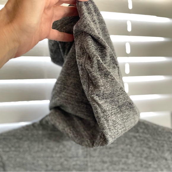 Nike “Just Do It” Sweatshirt - Womens Size Med - Gray Hooded Drawstring Pullover - Picture 7 of 8